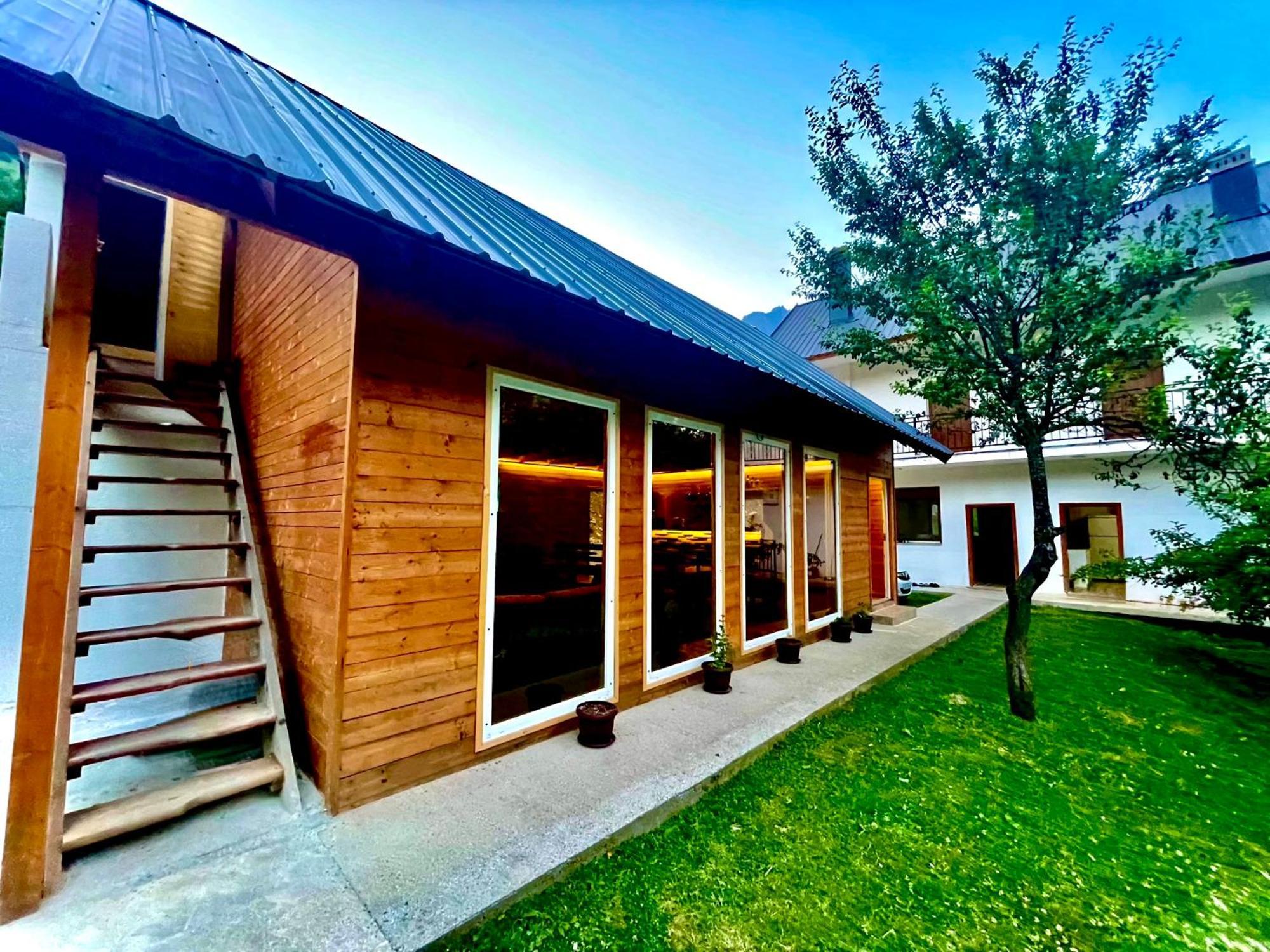 Lazer Cardaku guest house Valbone Exteriér fotografie