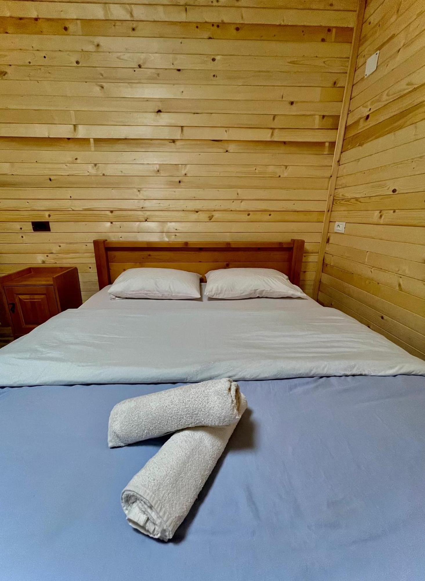 Lazer Cardaku guest house Valbone Exteriér fotografie