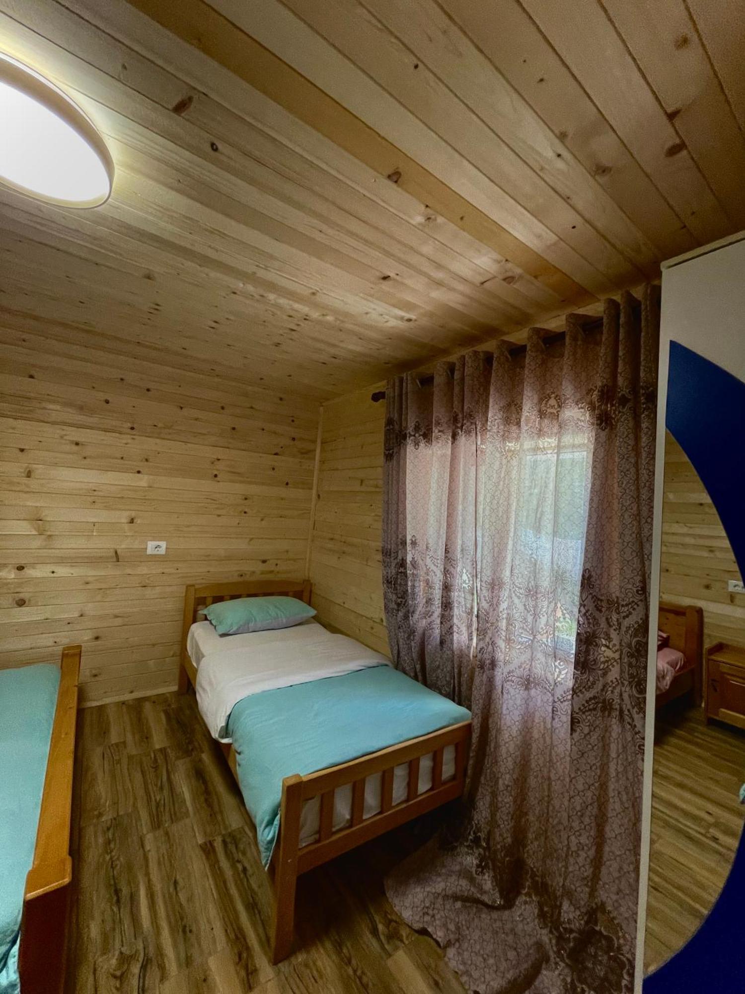 Lazer Cardaku guest house Valbone Exteriér fotografie