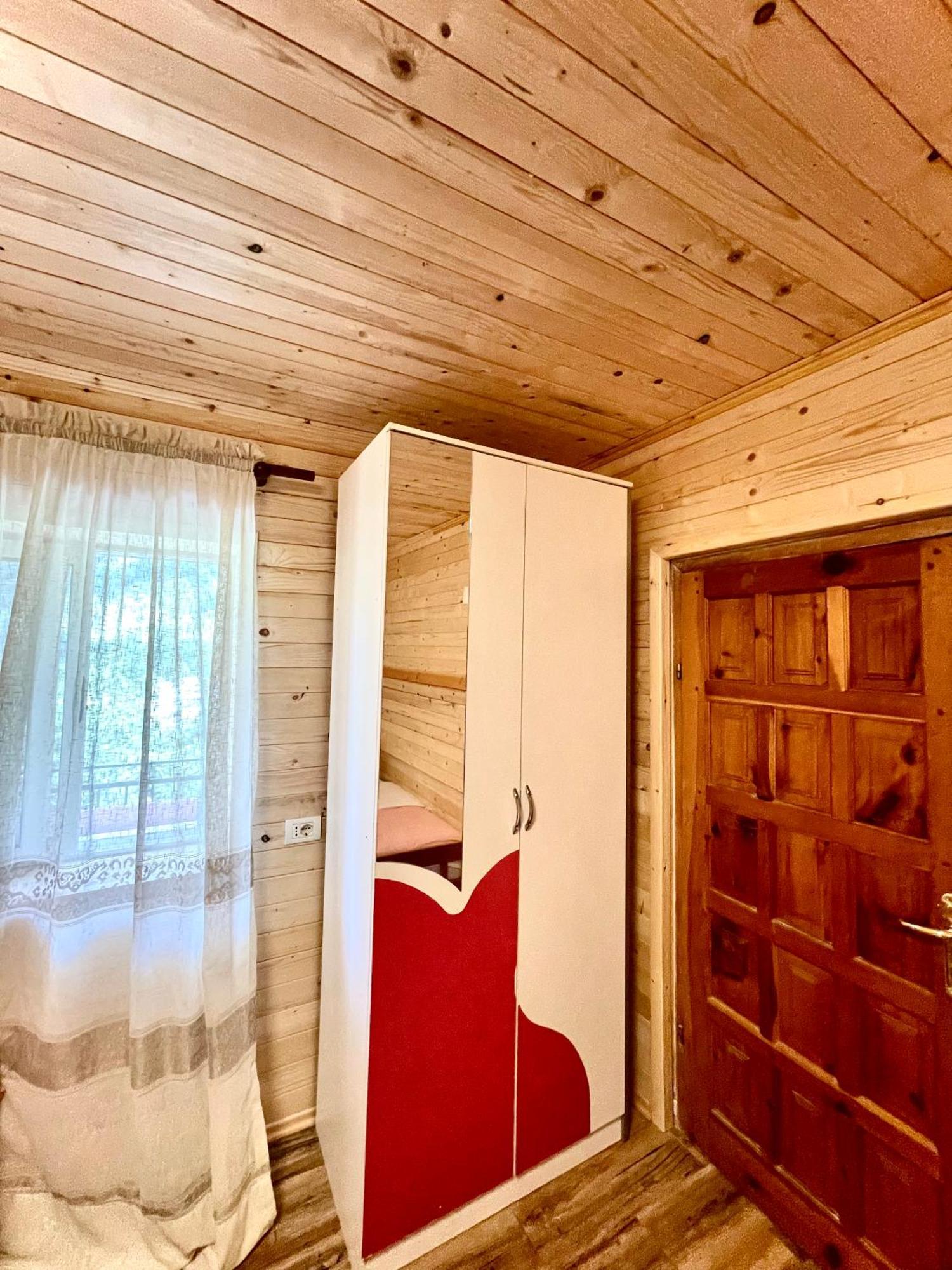 Lazer Cardaku guest house Valbone Exteriér fotografie